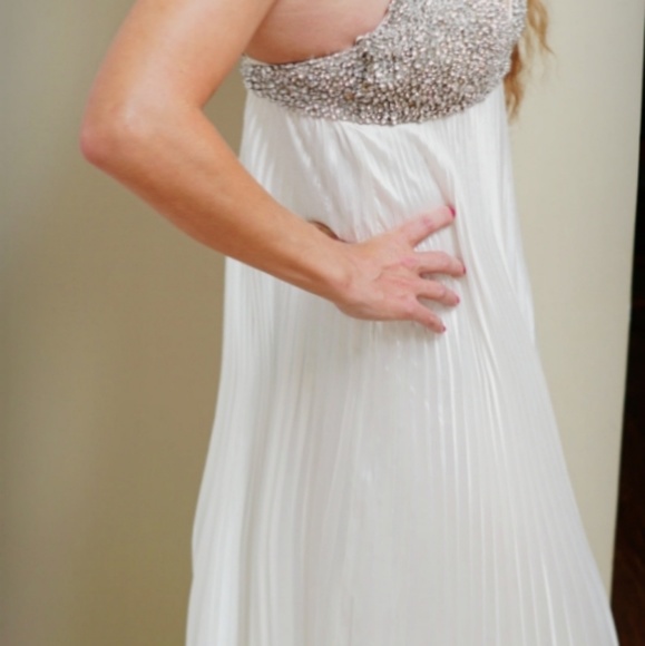 Jovani Wedding/Pageant Dress - Picture 4 of 8